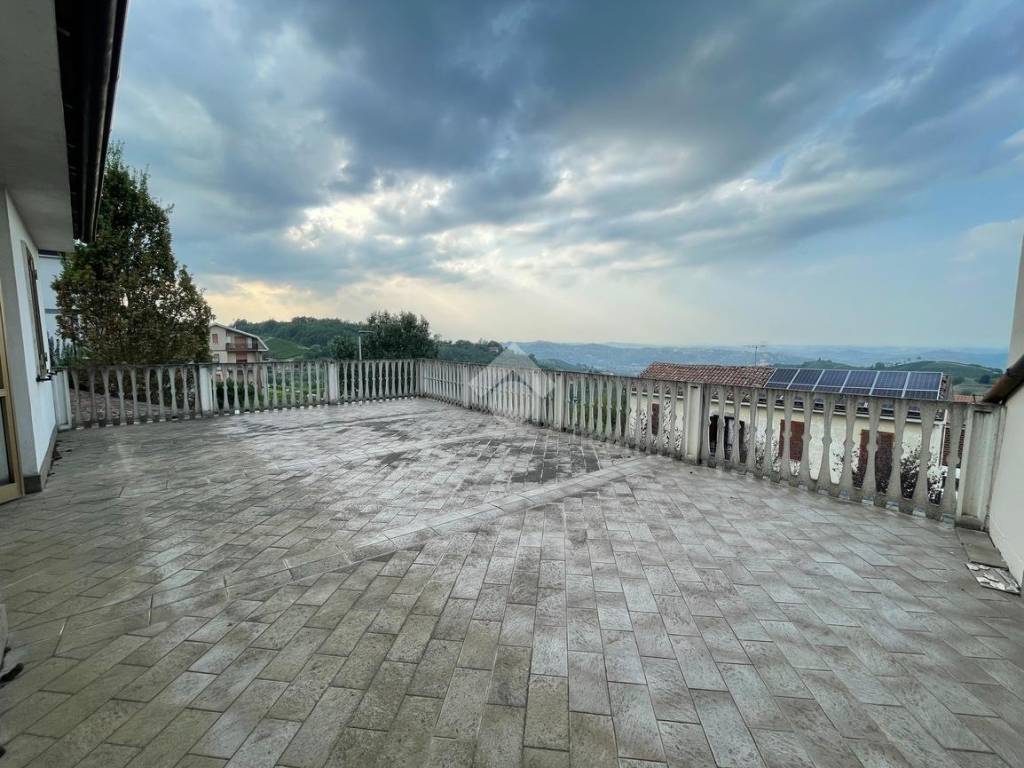 Casa indipendente a Cassinasco in Via Giovanni Colla, 2 - Foto 2