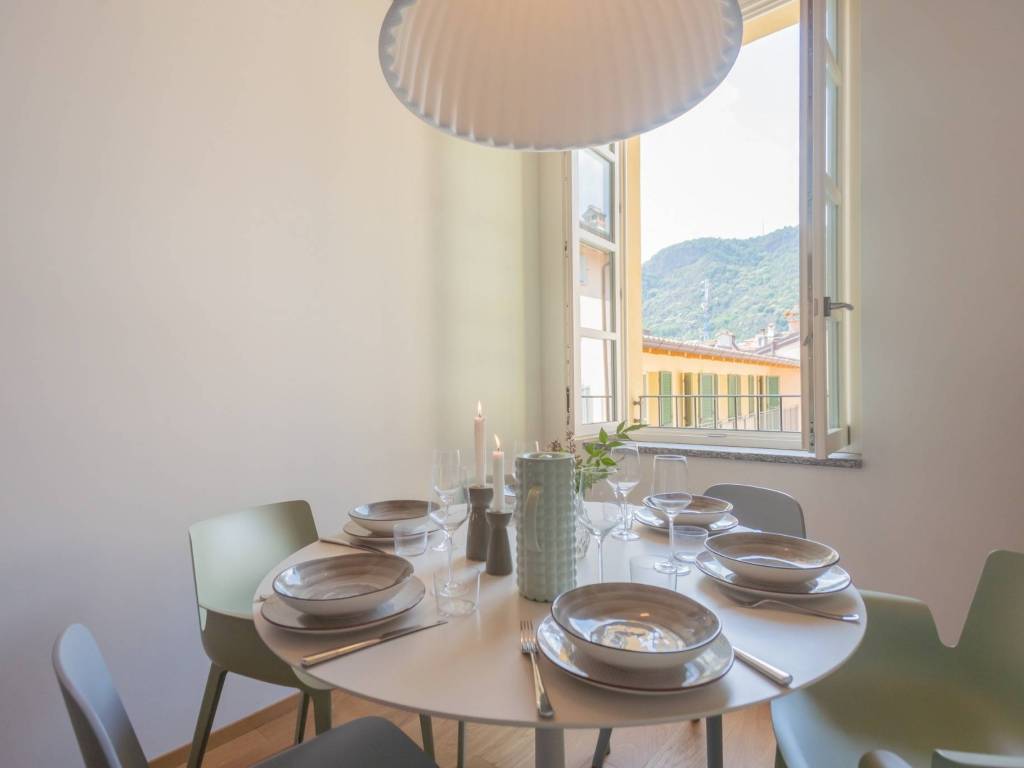 Appartamento a Como in Via Primo Tatti, 4 - Foto 2