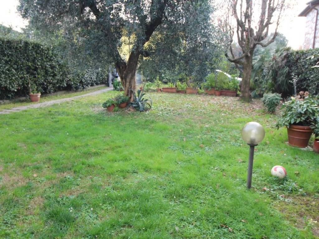 Villa a Forte dei marmi in Via Carlo Sforza - Foto 3