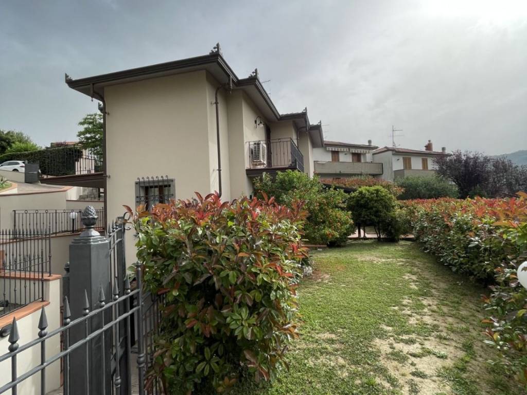 Villa a Vernio in Località Mozzacacio - Foto 2