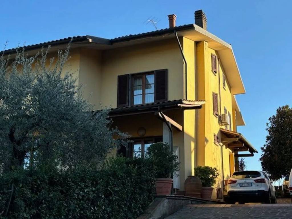 Villa a Buggiano in Via Bruno Buozzi S.N.C. - Foto 2