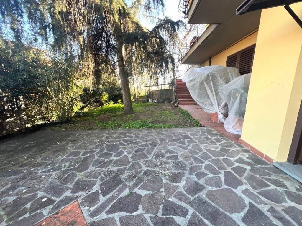 Villa a Buggiano in Via Bruno Buozzi S.N.C. - Foto 3