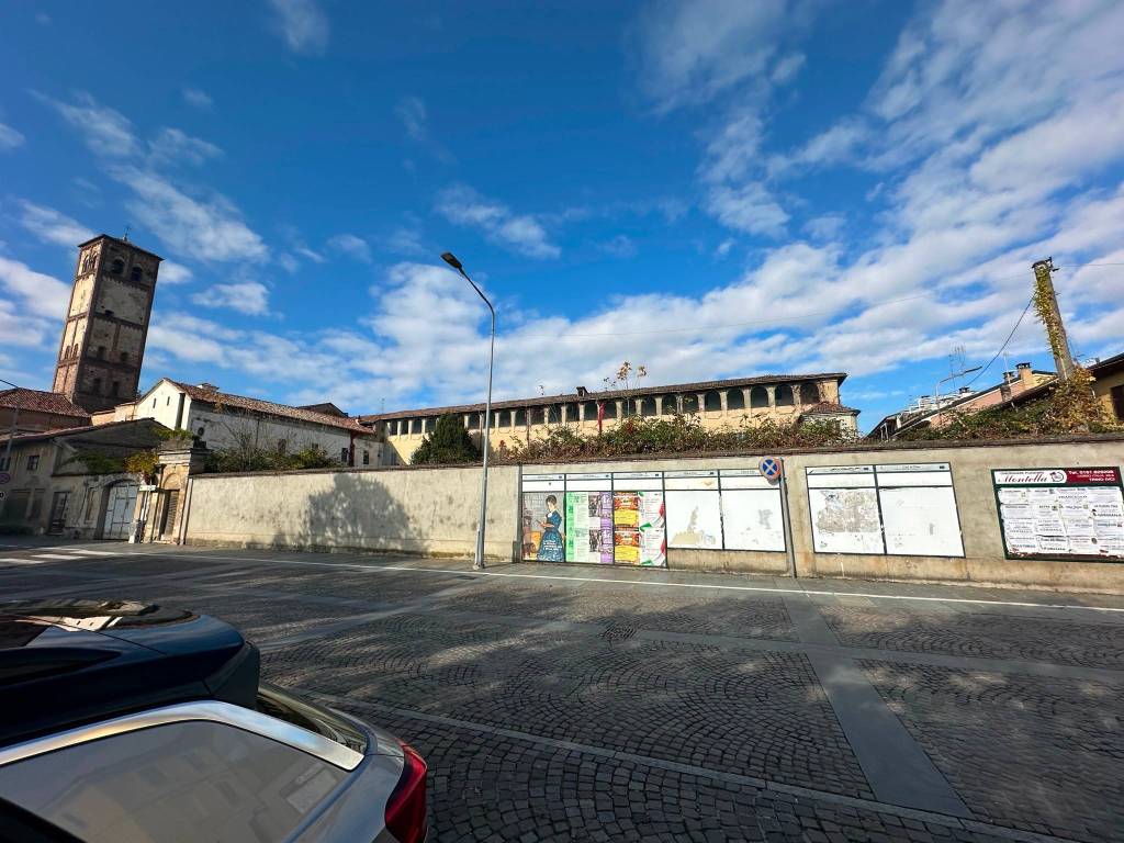 Palazzo / stabile a Trino in Piazza Giuseppe Garibaldi - Foto 4