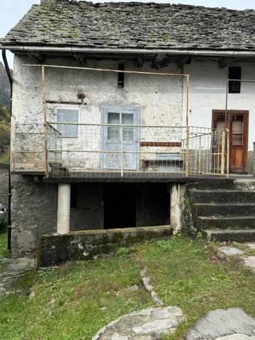 Rustico / casale a Varzo in Maulone di Varzo, - - Foto 3