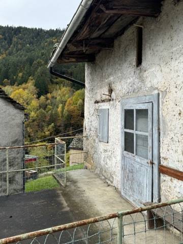 Rustico / casale a Varzo in Maulone di Varzo, - - Foto 4