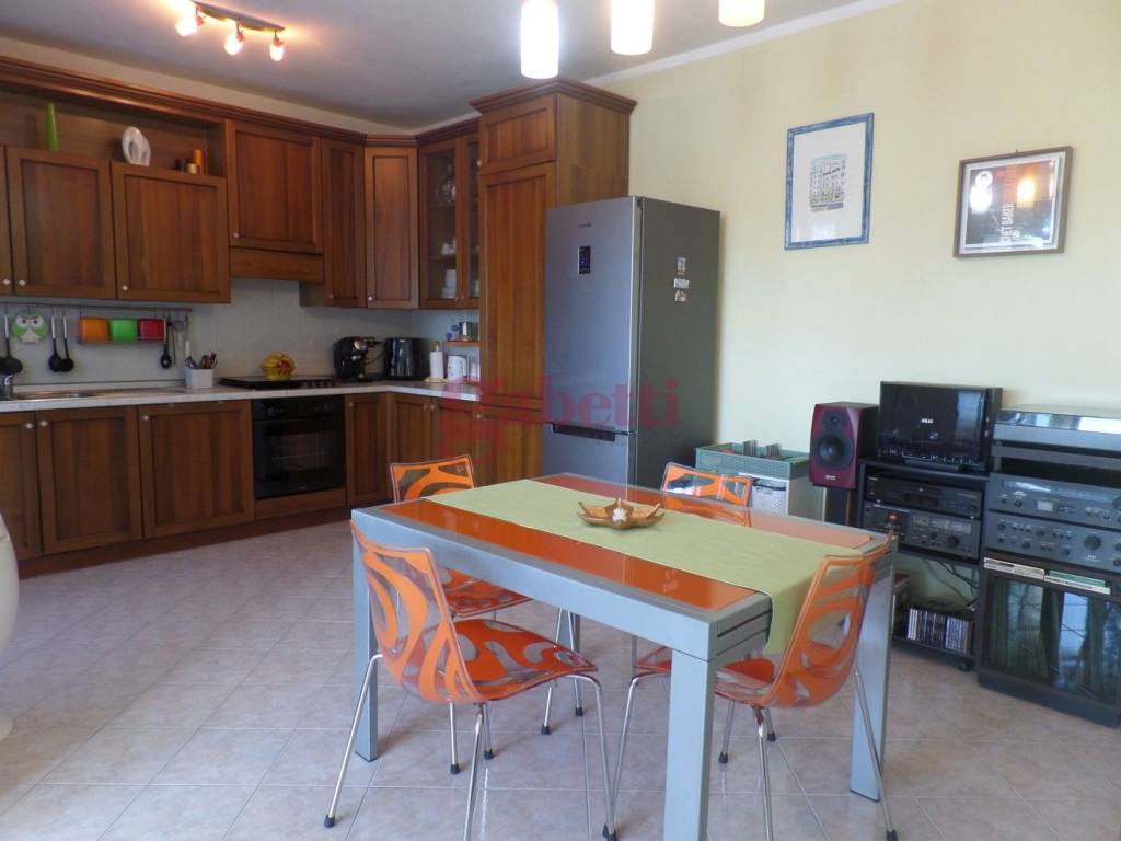 Appartamento a Cento in Via Galvani, 3 - Foto 5