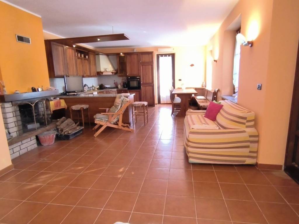Villa a Moncucco torinese in Località Borelli - Foto 2