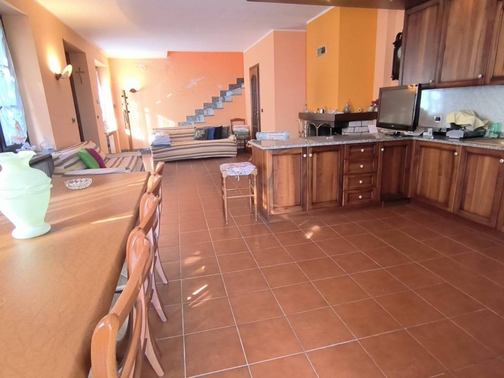 Villa a Moncucco torinese in Località Borelli - Foto 5