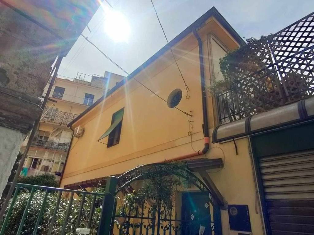 Casa indipendente a Salerno in Via Pio XI, 20 - Foto 3