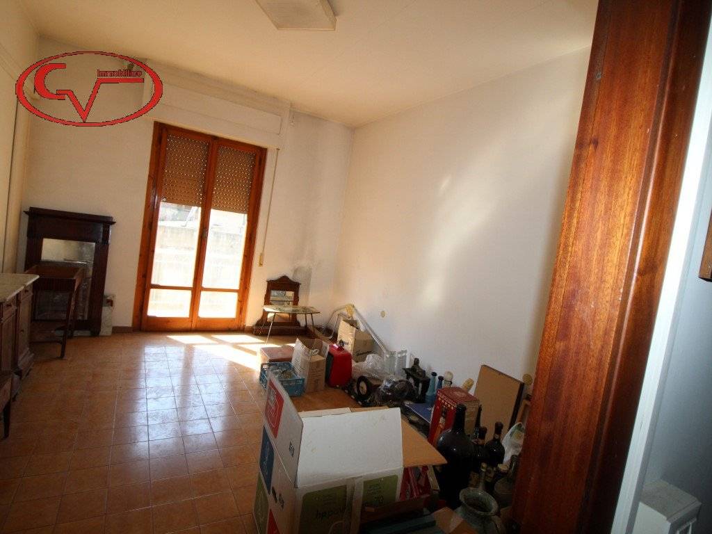 Appartamento a Montevarchi in Viale Armando Diaz - Foto 2