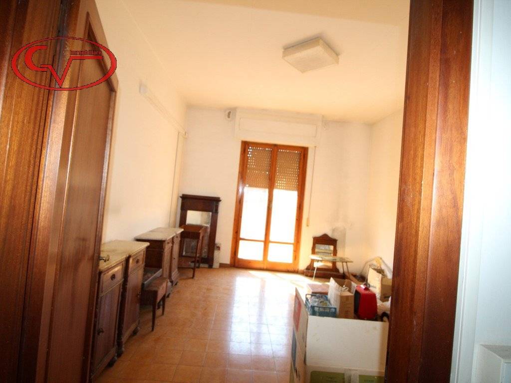 Appartamento a Montevarchi in Viale Armando Diaz - Foto 3