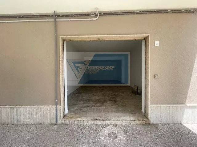 Box / garage a Siracusa in Via Siracusa - Foto 2