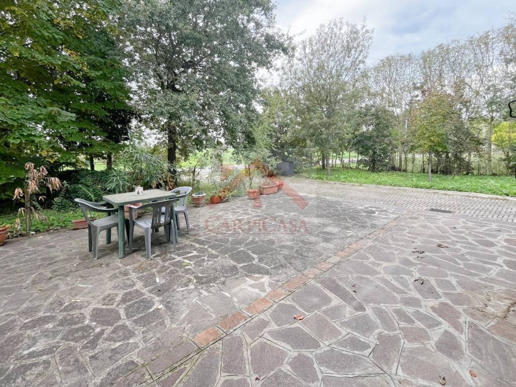 Villa a Carpi in Via Ivano Martinelli n.63 Carpi Province of Modena Italy , - Foto 4