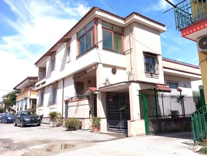 Casa indipendente a Maddaloni in Via Cancello, 118 - Foto 2