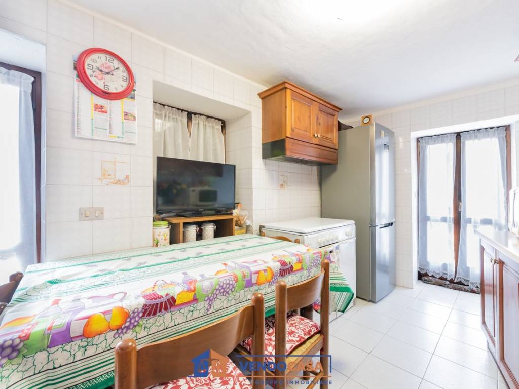 Casa indipendente a Dogliani in Via Salita al Castello - Foto 3