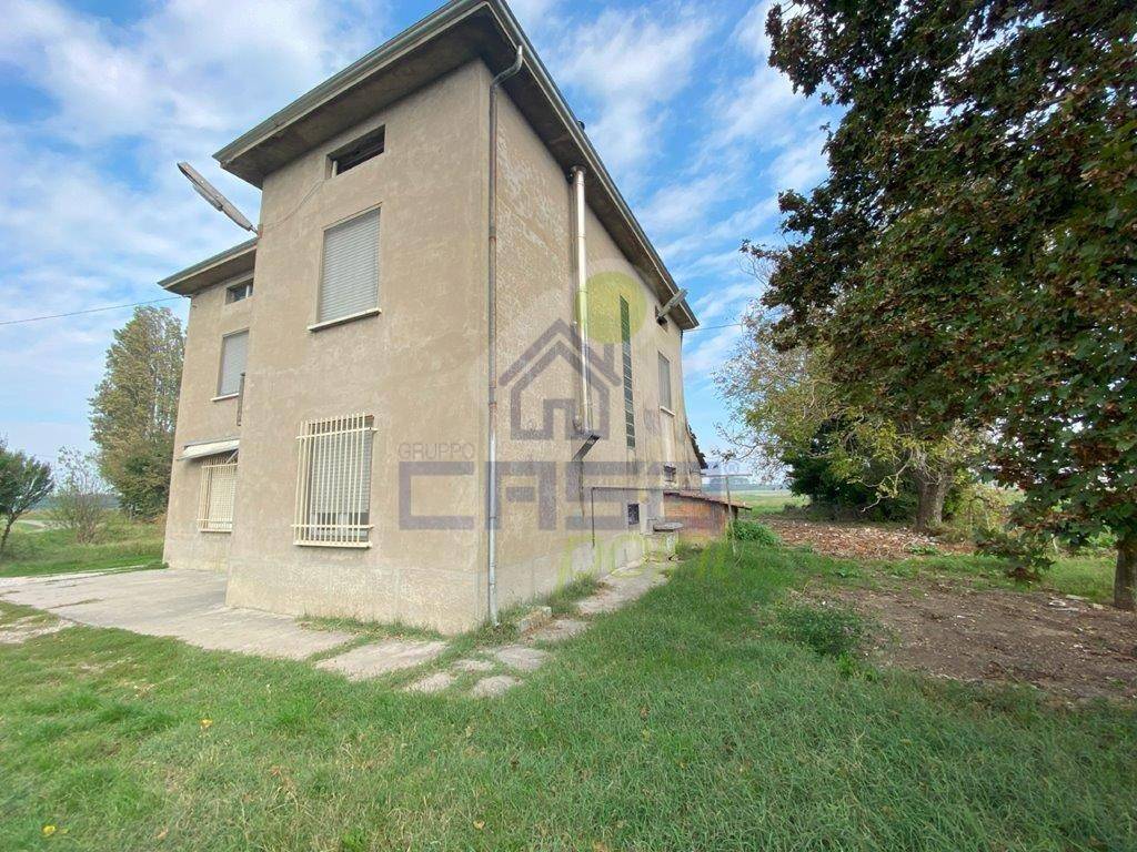 Casa indipendente a Brescello in Strada Viazza - Foto 3