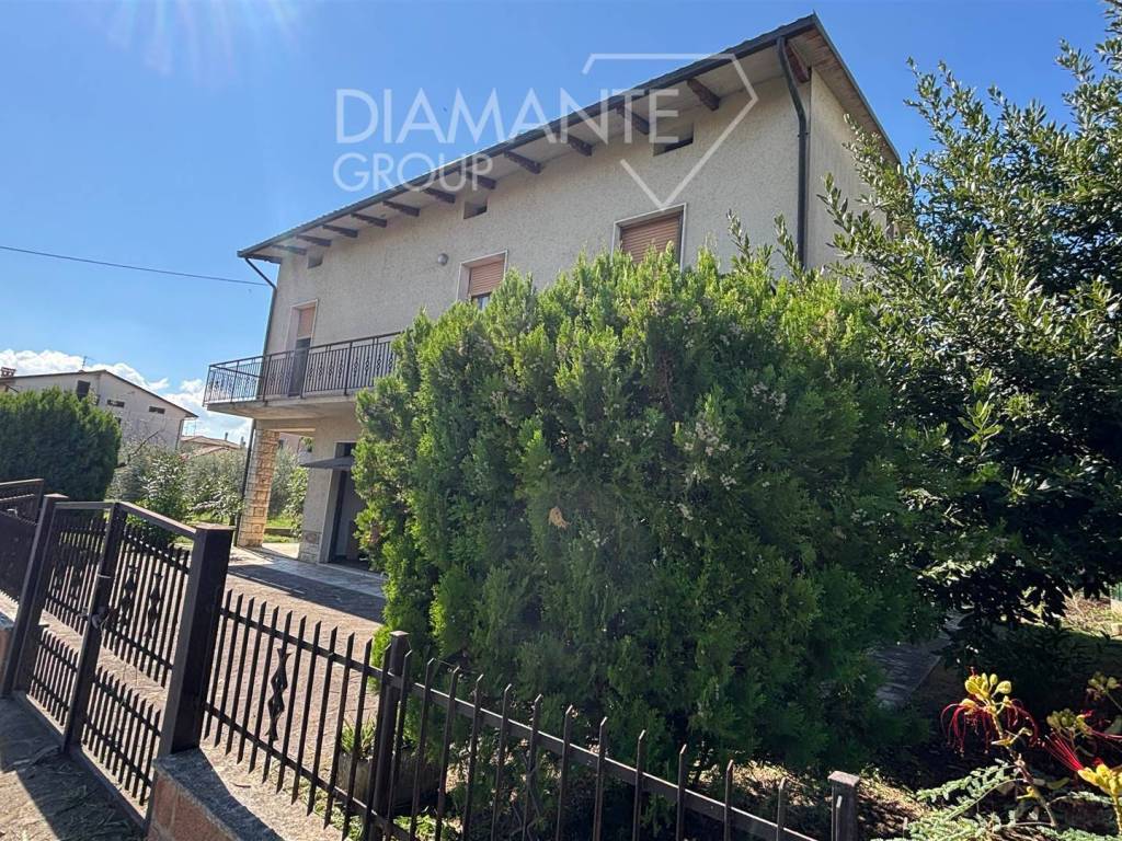 Casa indipendente a Castiglione del lago - Foto 4