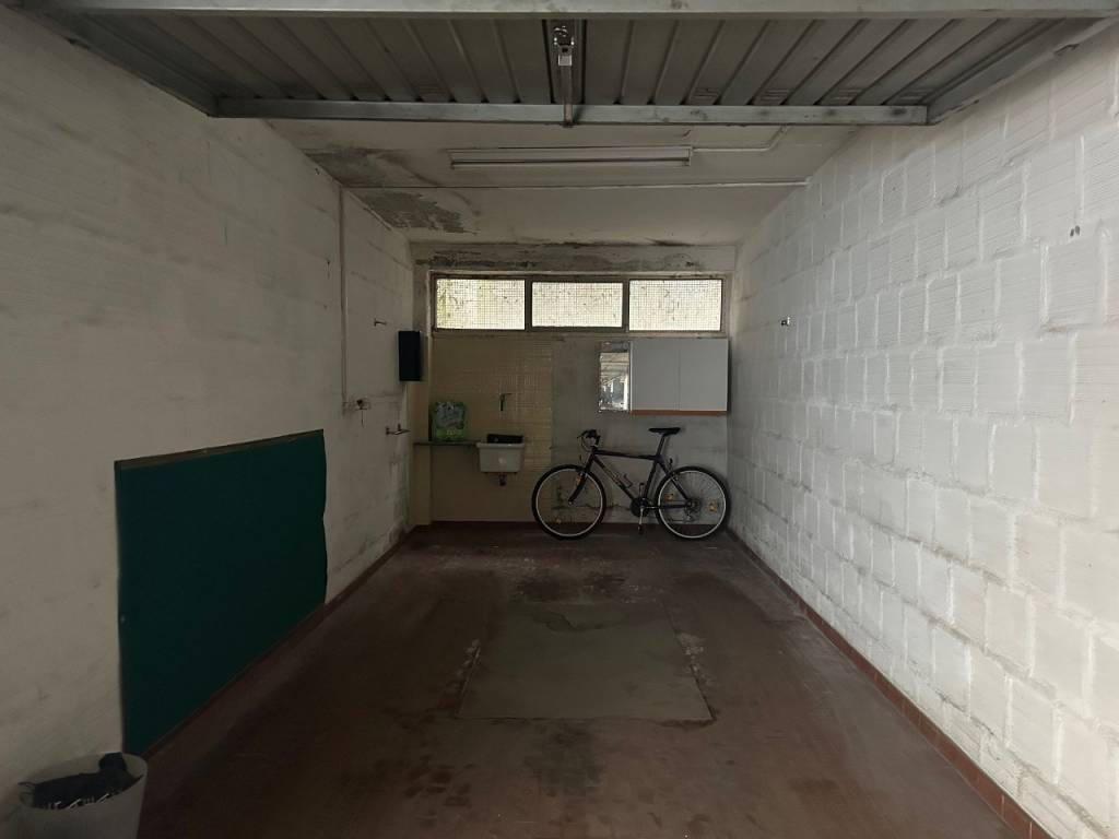 Box / garage a Bologna in Via Lidice - Foto 4
