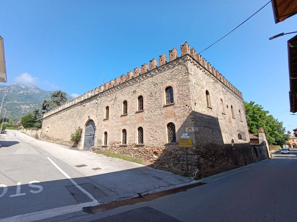 Palazzo / stabile a Envie in Via della Rocca - Foto 2