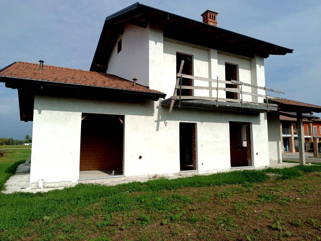 Villa a Trinità in Frazione San Giovanni Perucca - Foto 4