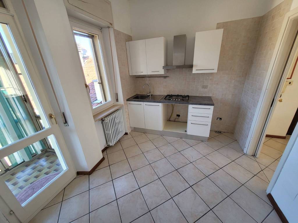 Appartamento a Asti in Via San Giovanni Bosco, 3 - Foto 5