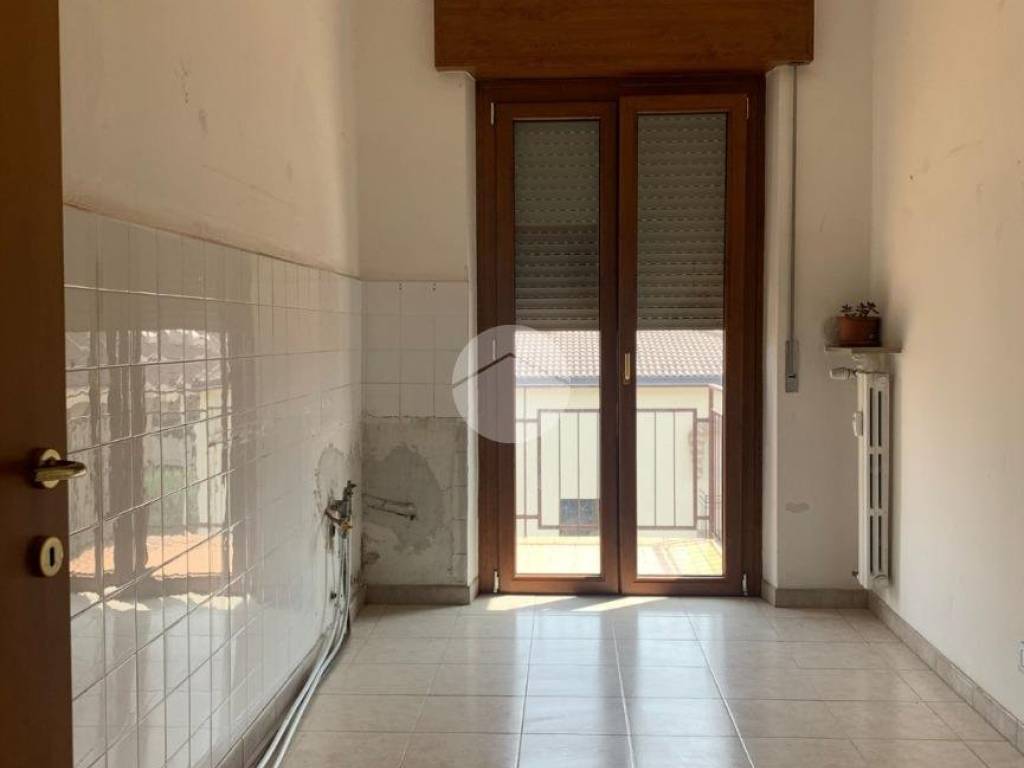 Appartamento a Verona in Via Franco Maria Cattarinetti - Foto 2