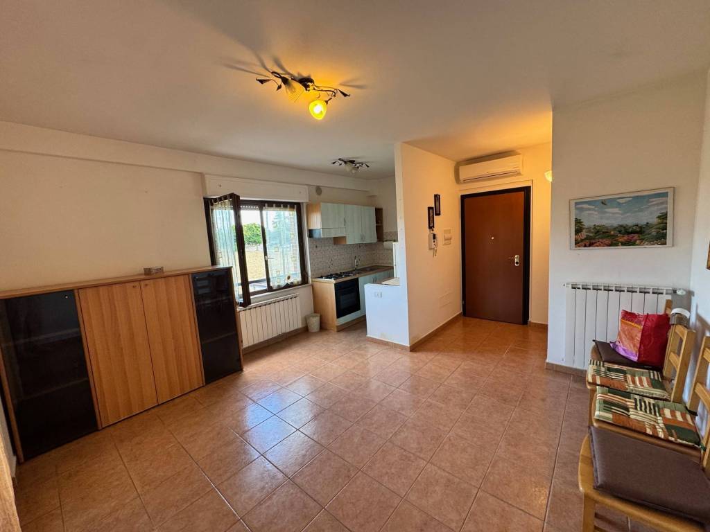 Appartamento a Bastia umbra in Via Roma - Foto 2