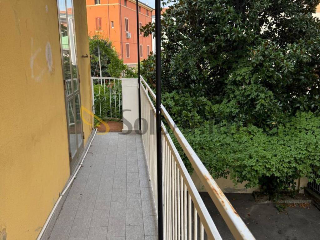Appartamento a Modena in Via Guglielmo Della Cella - Foto 2