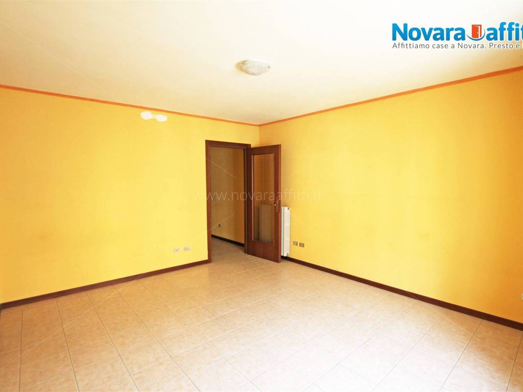 Appartamento a Novara in Via Luigi Giulietti - Foto 3