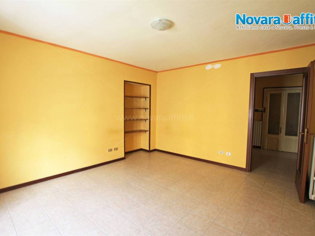 Appartamento a Novara in Via Luigi Giulietti - Foto 4