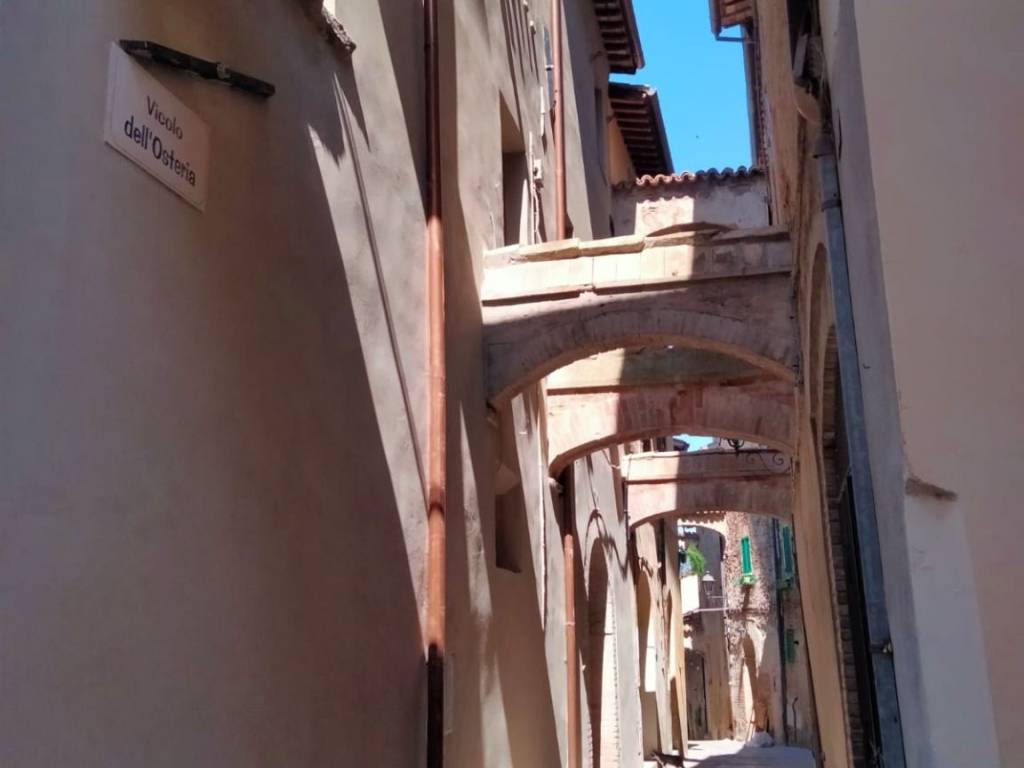 Casa indipendente a Bevagna in Vicolo dell'Osteria - Foto 3