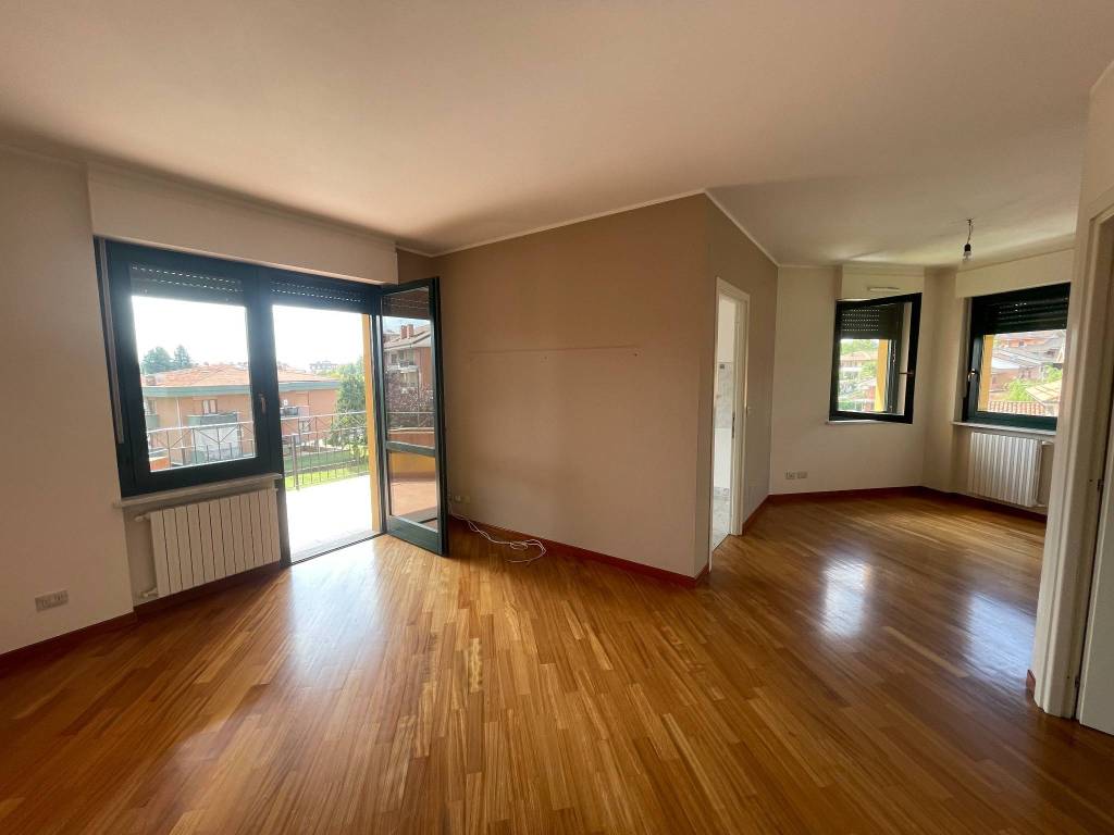 Appartamento a Chieri in Via Duccio Galimberti - Foto 3