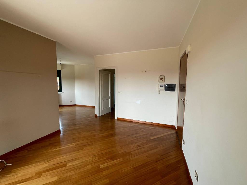 Appartamento a Chieri in Via Duccio Galimberti - Foto 4