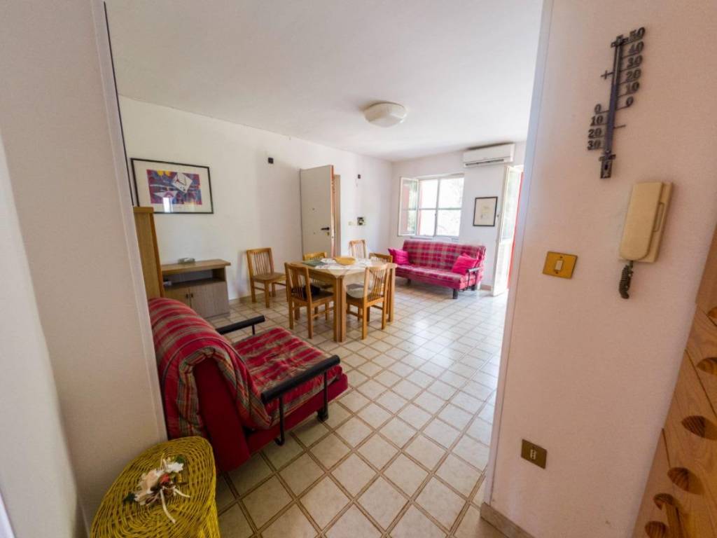 Appartamento a Manfredonia in Viale dei Gelsomini, 86 - Foto 2