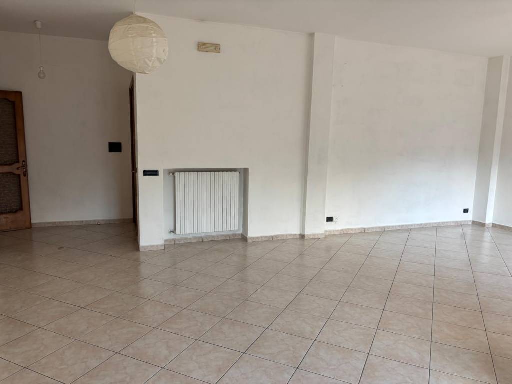 Appartamento a Avellino in Via Salvatore Pescatori - Foto 2