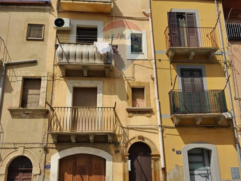 Casa indipendente a Caltagirone in via stovigliai, 31 - Foto 2