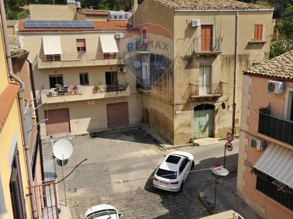Casa indipendente a Caltagirone in via stovigliai, 31 - Foto 4