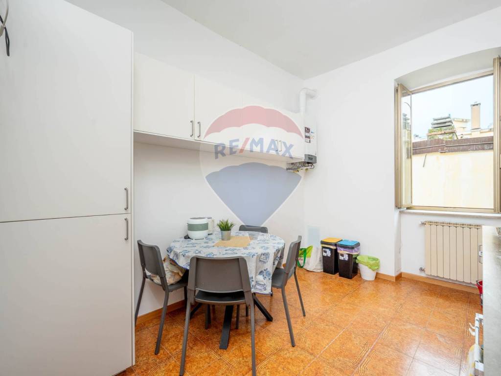 Appartamento a Trieste in Via Pio Riego Gambini, 5 - Foto 3