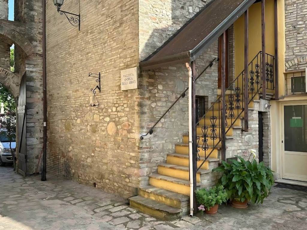 Casa indipendente a Assisi in Piazza dei Caduti - Foto 3