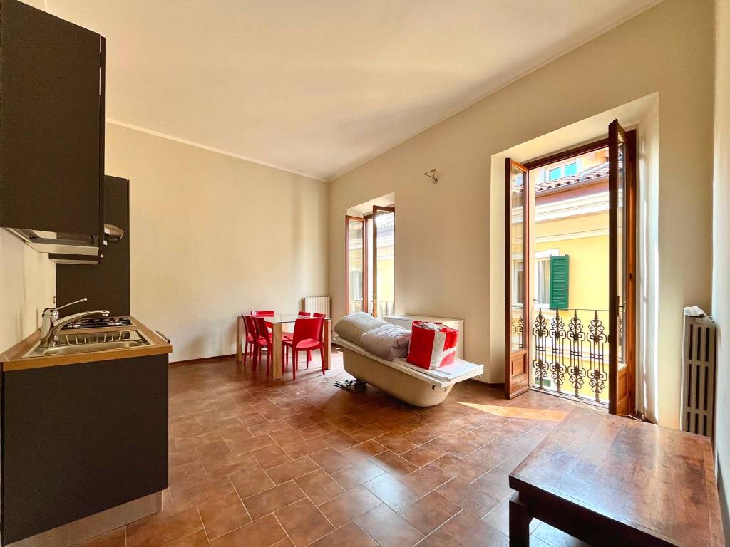 Appartamento a Verbania in Via Ruga, 40 - Foto 2