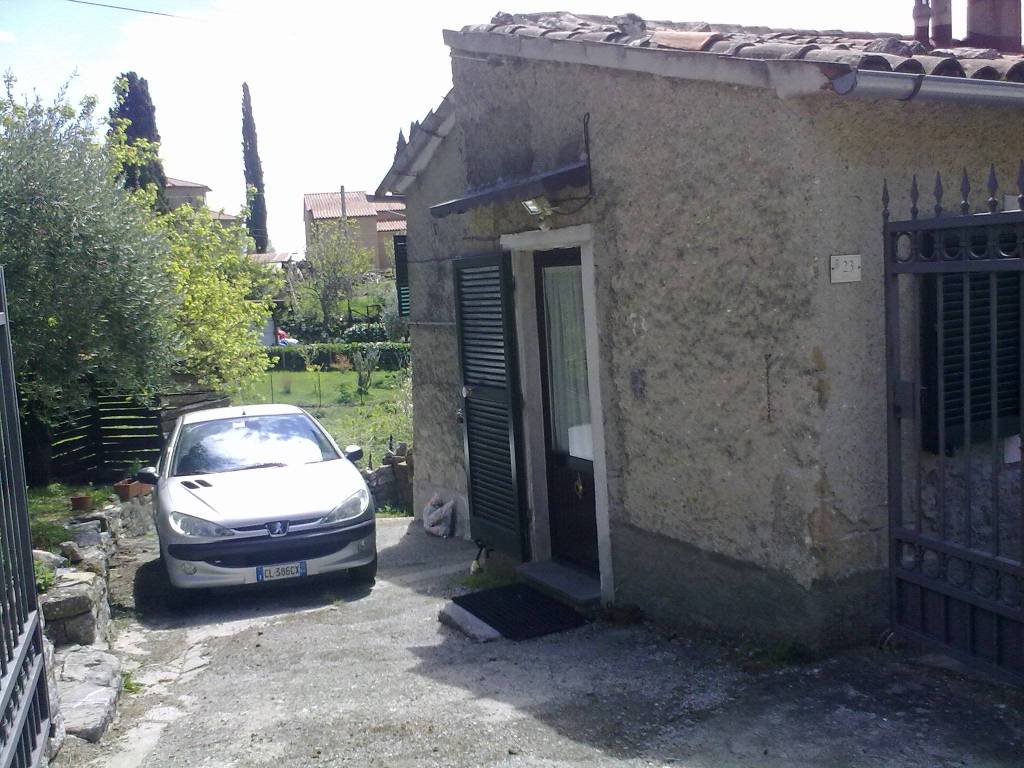 Rustico / casale a Sorano in Via della Fonte - Foto 5