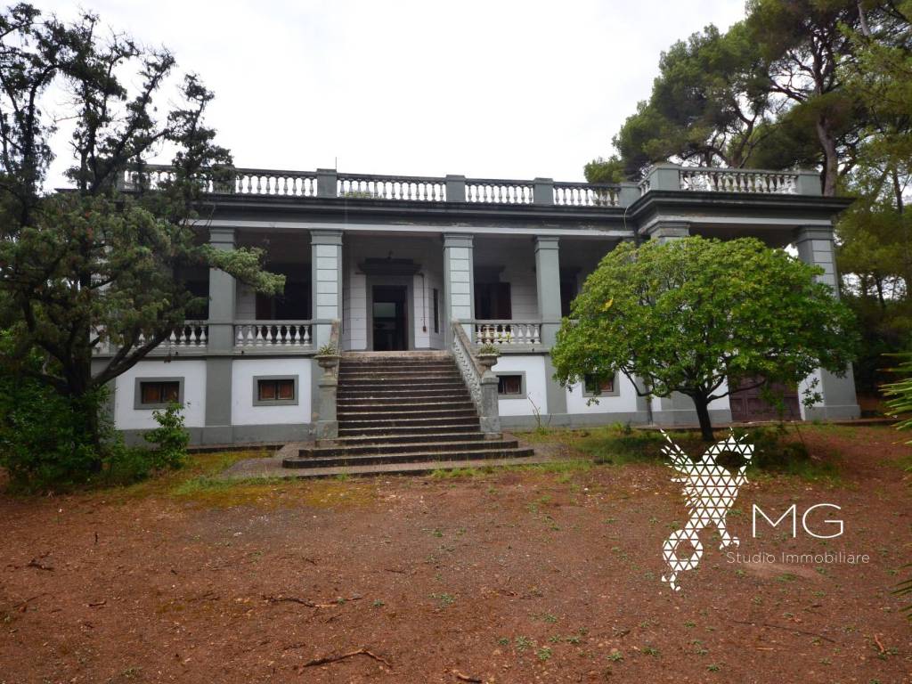 Villa a Rosignano marittimo in Via Guglielmo Marconi, 16 - Foto 2