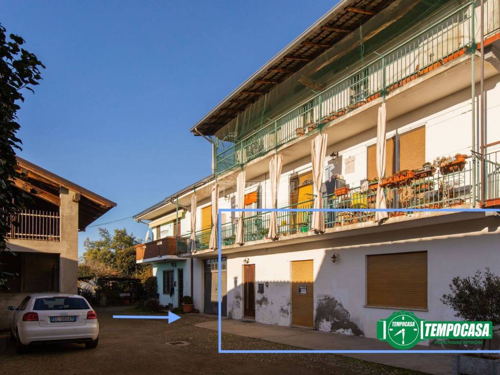 Appartamento a Oleggio in Via Strera 120 - Foto 2