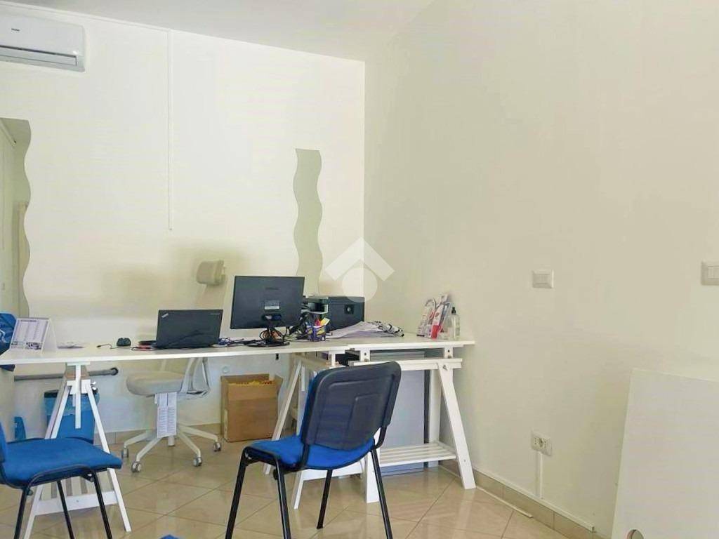 Immobile a Silvi in Ufficio Via Roma, 295 - Foto 2