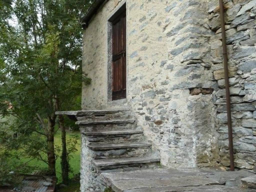 Casa indipendente a Masera in Via Menogno, 7 - Foto 4