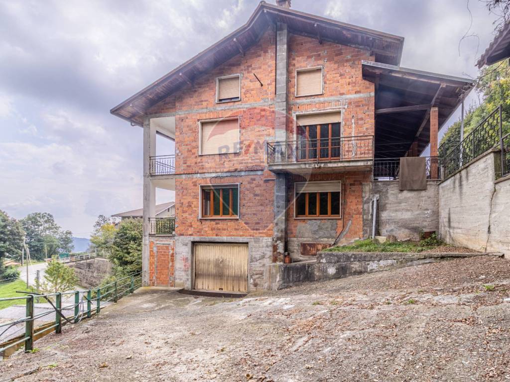 Casa indipendente a Valdilana in Frazione Barbato - Foto 4