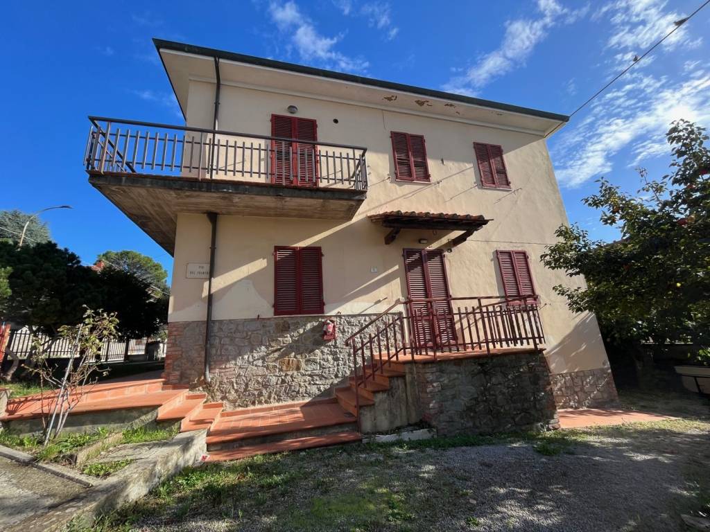 Villa a Cortona in Via del Frantoio - Foto 2
