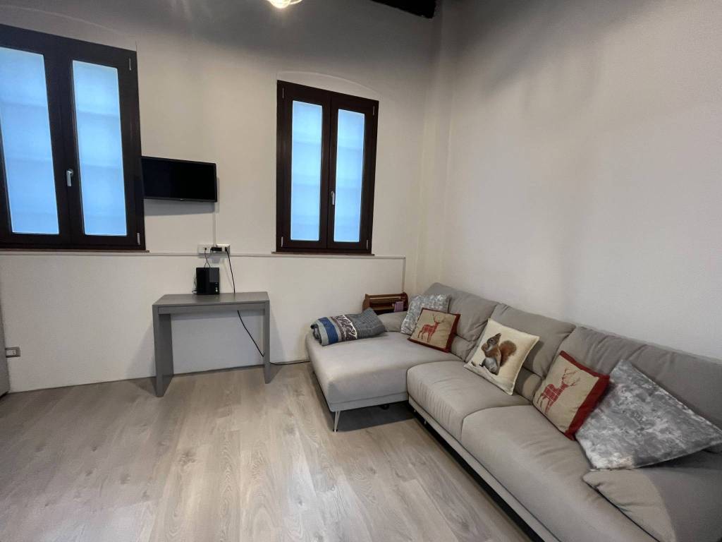 Appartamento a Besnate in Via Mylius - Foto 4