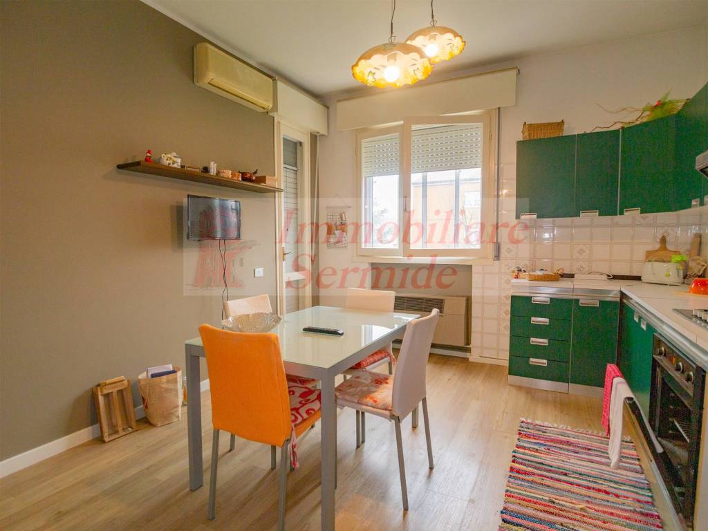 Appartamento a Sermide e felonica in Via Luigi Einaudi - Foto 4