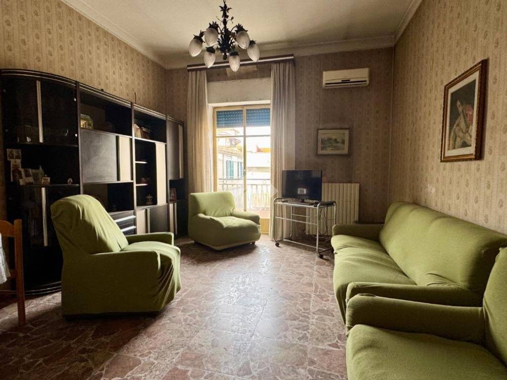 Palazzo / stabile a Corigliano-rossano in Viale Regina Margherita, 34 - Foto 5